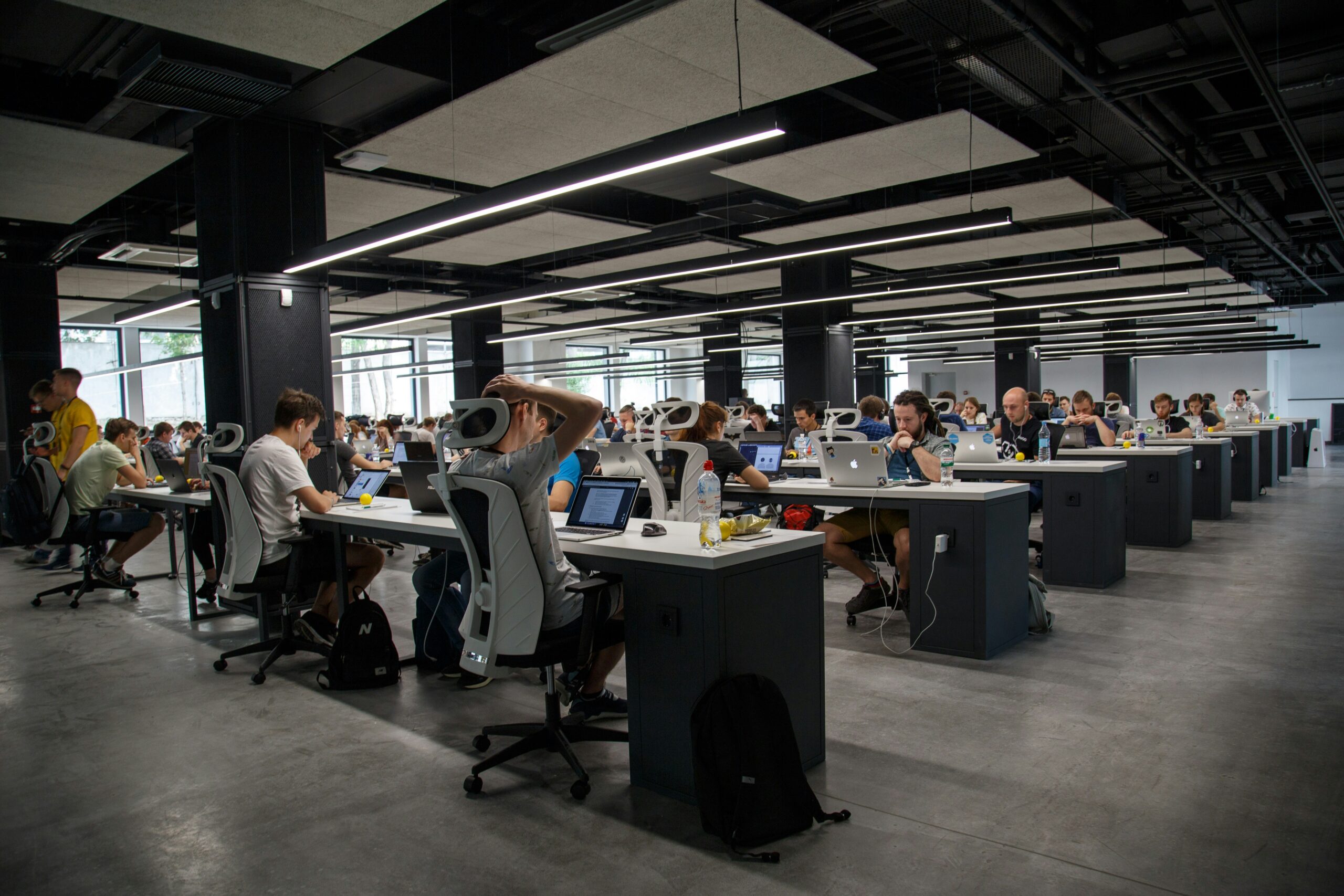 Service Bureau alex kotliarskyi qbpzgqemskg unsplash